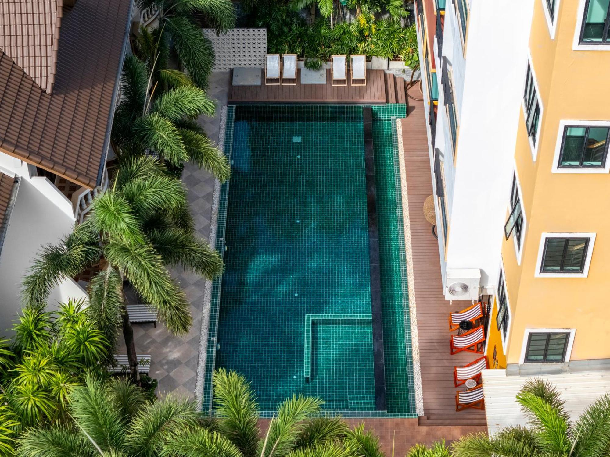 Buasri Boutique Patong Hotell Eksteriør bilde